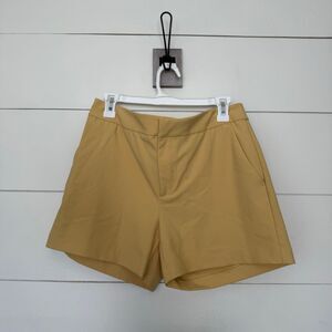 Banana Republic Women’s 6 Yellow Khaki Shorts